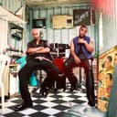 Awungeke (feat. LeeMcKrazy, Mr Nation Thingz, VeeRSA, Cuba Beats, Buddy Kay, Tyrone Dee & 2woshort)