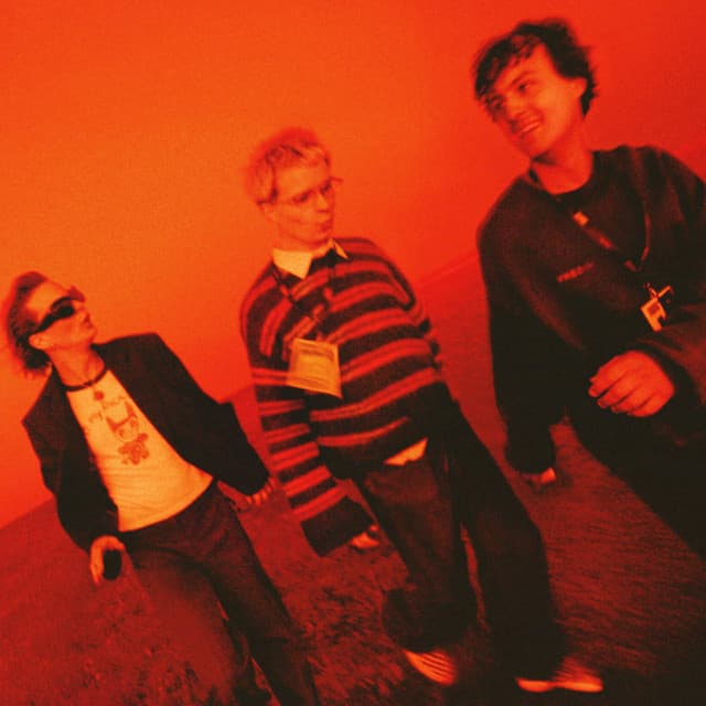 Potwory z szafy (feat. Kacperczyk)