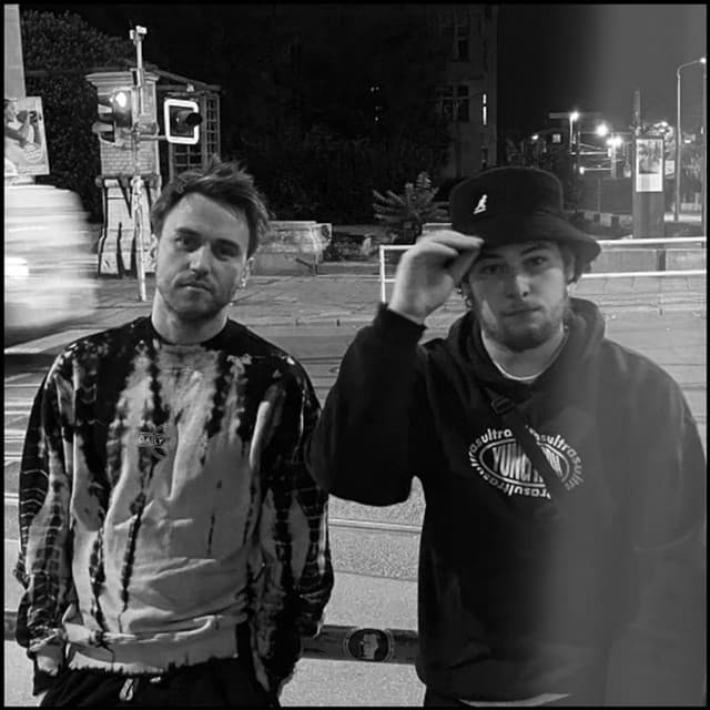 Dead Or Alive (feat. Clueso)